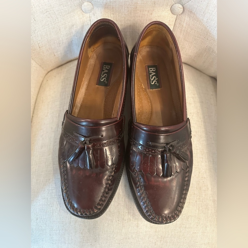 GH Bass & Co Nelson Tassel Loafers Dress Shoes Men’s Size 11 D Burgundy Leather
